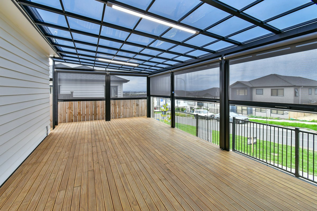 1 Aklander Rise, Flat Bush, Auckland - Carousel 21