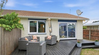 38A Mountbatten Street, New Brighton, Christchurch - Carousel 1