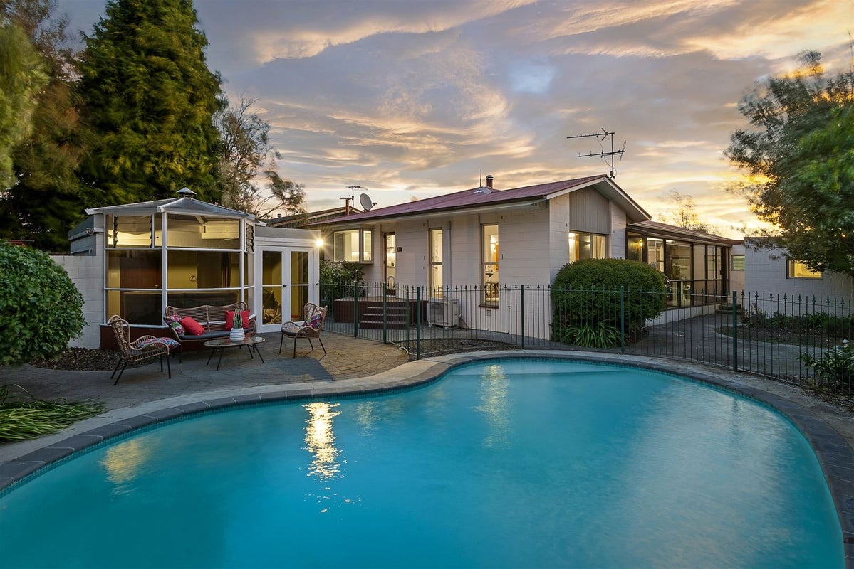 22 Camelot Street, Ilam, Christchurch - Carousel 2