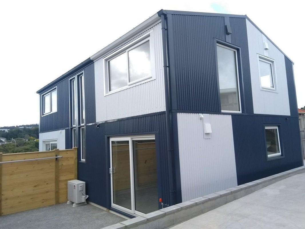 33C Bracken Road, Paparangi, Wellington - Carousel 1