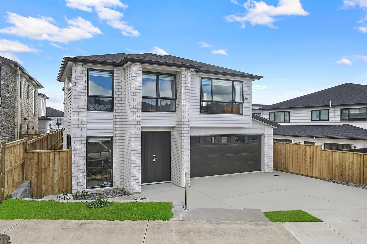 47 Drumbuoy Drive, Flat Bush, Auckland - Carousel 1