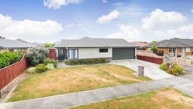 67 Amberley Avenue, Highbury, Palmerston North - Carousel 1