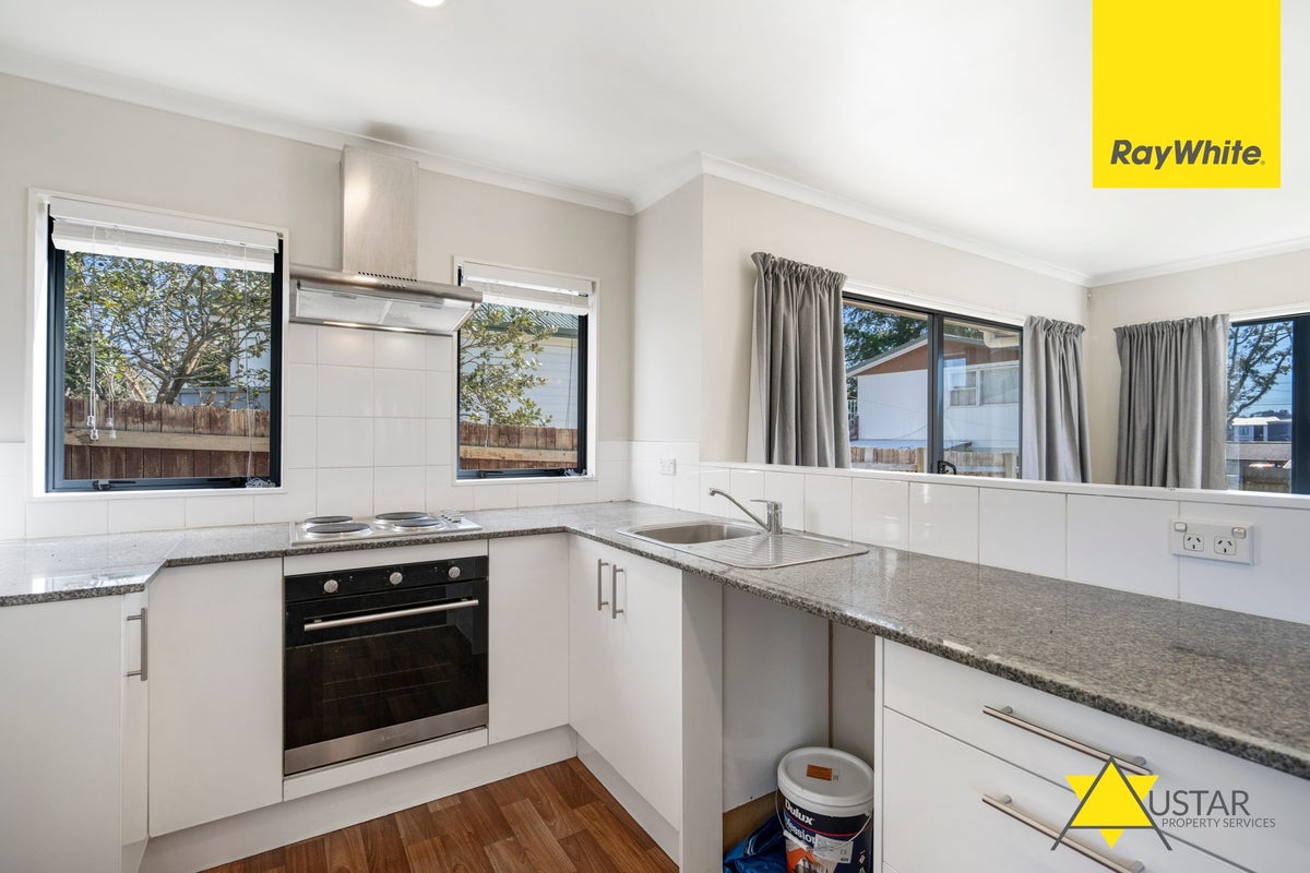24 Pooks Road, Ranui, Auckland - Carousel 2