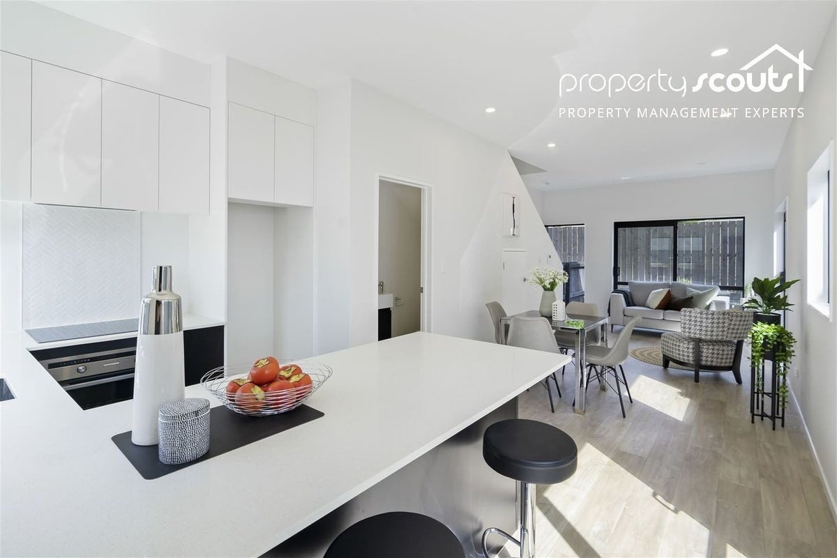 3/24 Andrew Road, Howick, Auckland - Carousel 2