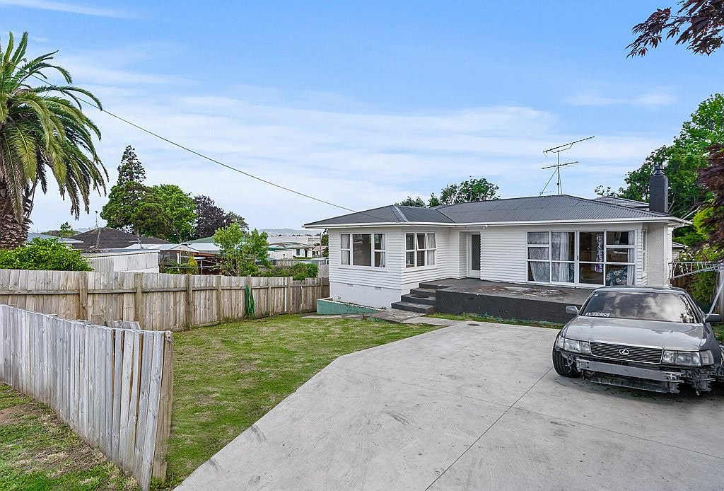 2 Totara Road, Manurewa, Auckland - Carousel 2