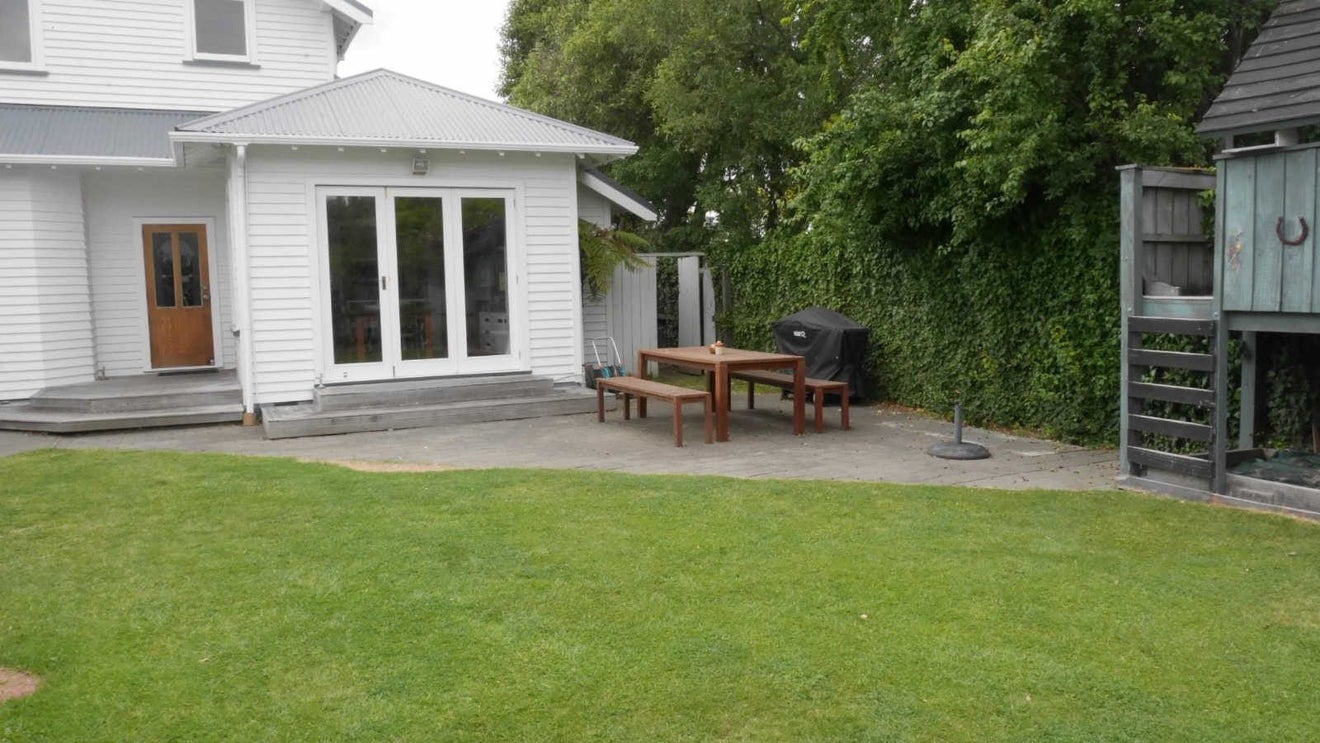 22 St Andrews Square, Strowan, Christchurch - Carousel 19