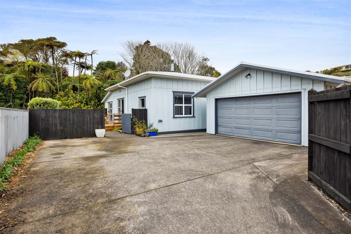 7A Tupoki Street, Glen Avon, New Plymouth - Carousel 2
