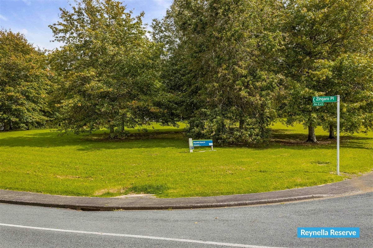 98 Reynella Drive, Massey, Auckland - Carousel 22