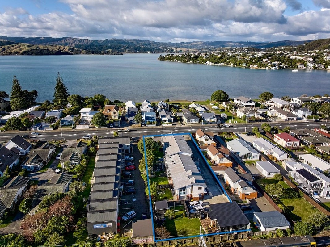 3/35 MANA ESPLANADE, PAREMATA, PORIRUA - Carousel 15