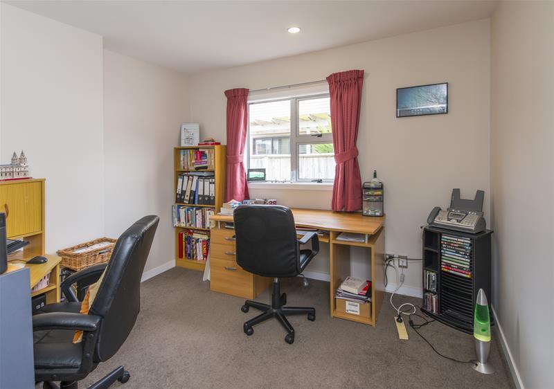 39 Furlong Crescent, Churton Park, Wellington - Carousel 25