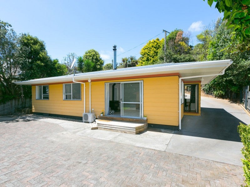 76E South Road, Blagdon, New Plymouth - Carousel 1