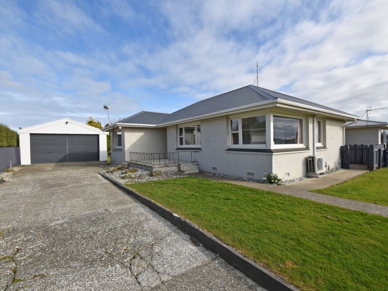 7 Highfield Terrace, Newfield, Invercargill - Carousel 1