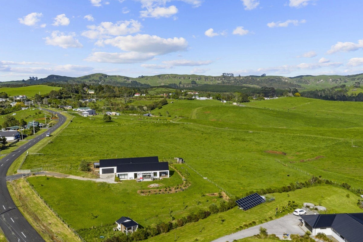 429 Waikokowai Road, Waikokowai, Huntly - Carousel 37