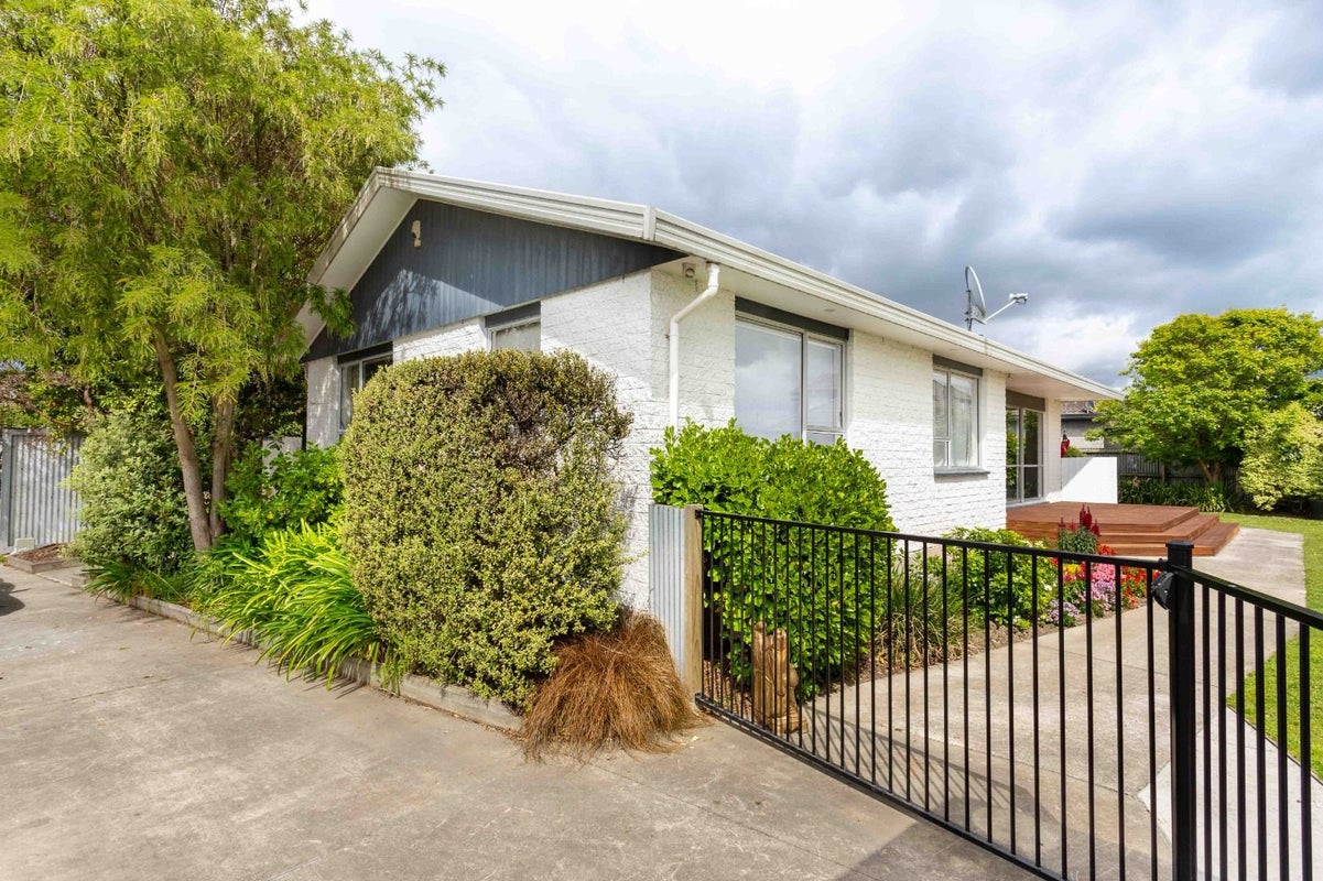 39 Camden Street, Redwood, Christchurch - Carousel 19