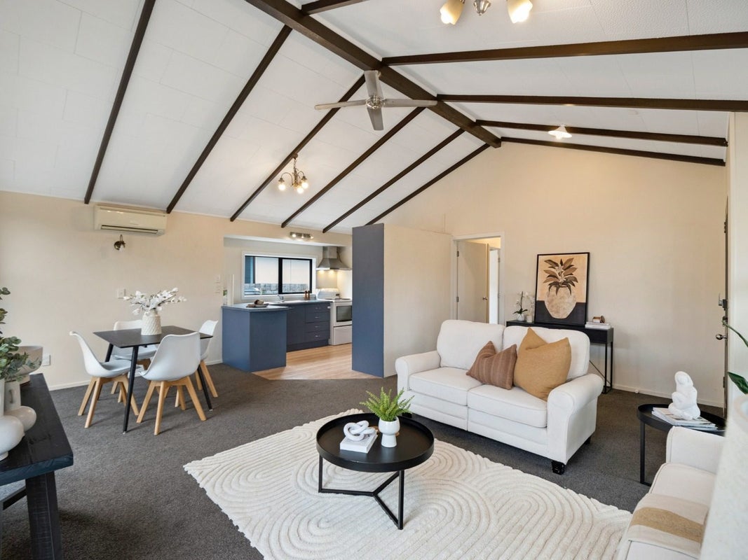 2/42 Heywood Terrace, Richmond, Christchurch - Carousel 2