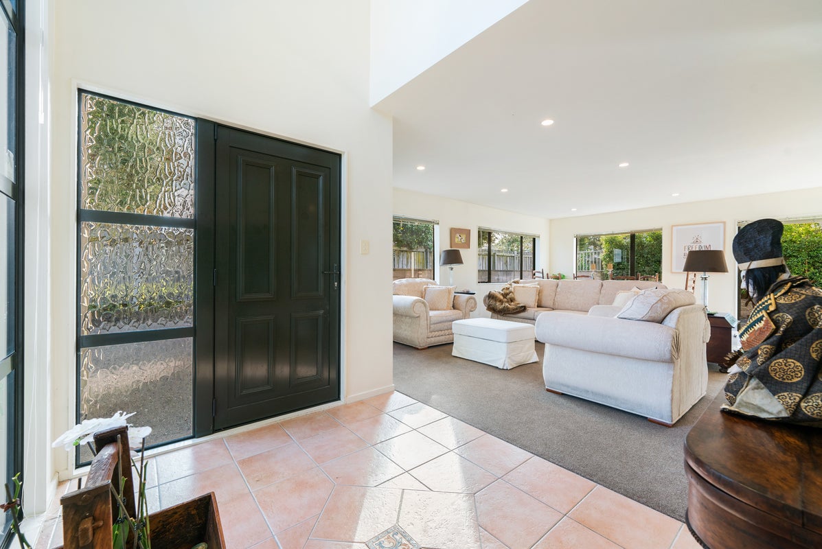 132 Donovan Street, Blockhouse Bay, Auckland - Carousel 2