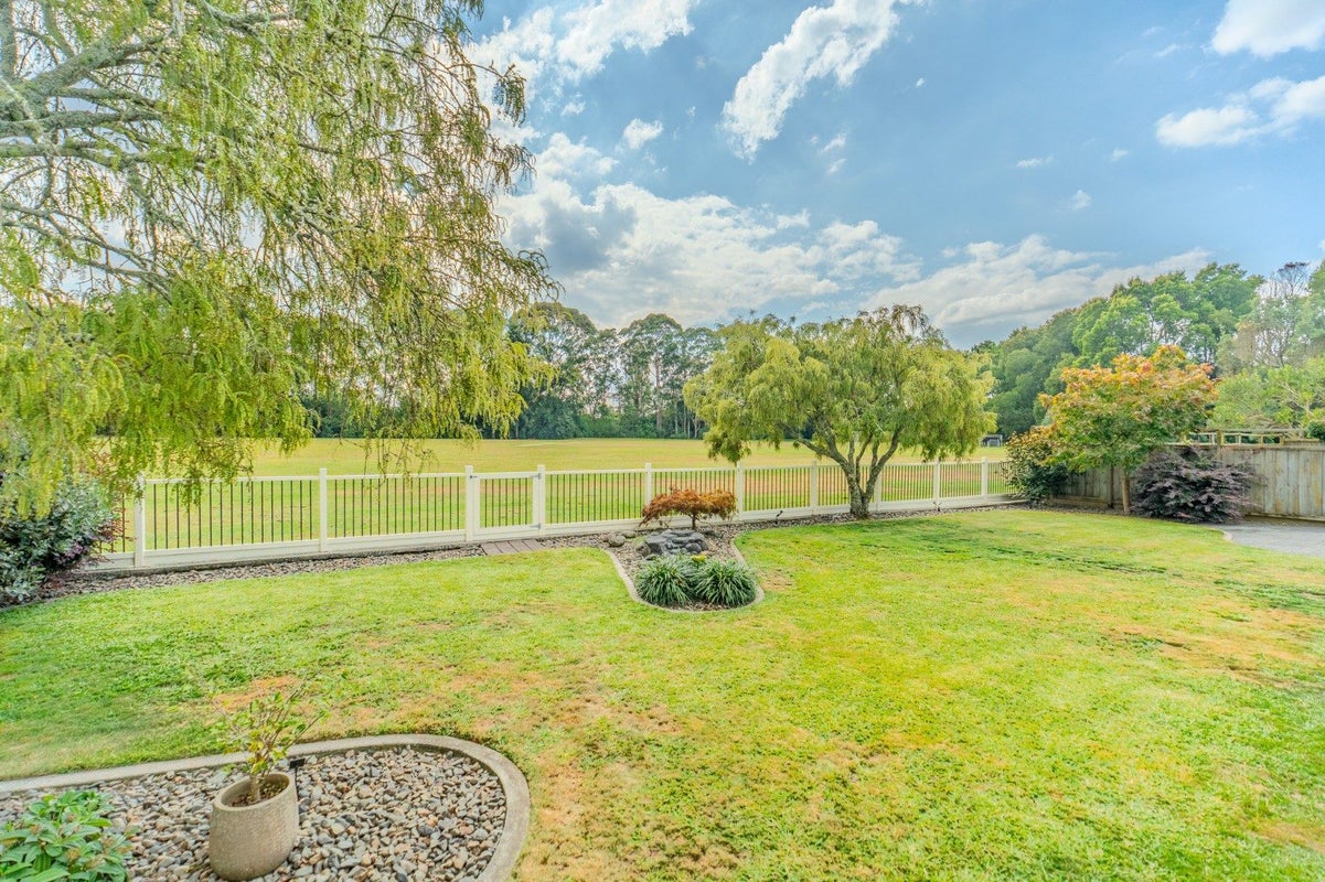 20 Cromwell Drive, Fitzroy, Hamilton - Carousel 2