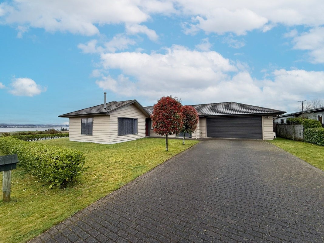 2 Lochaber Drive, Nukuhau, Taupo - Carousel 1
