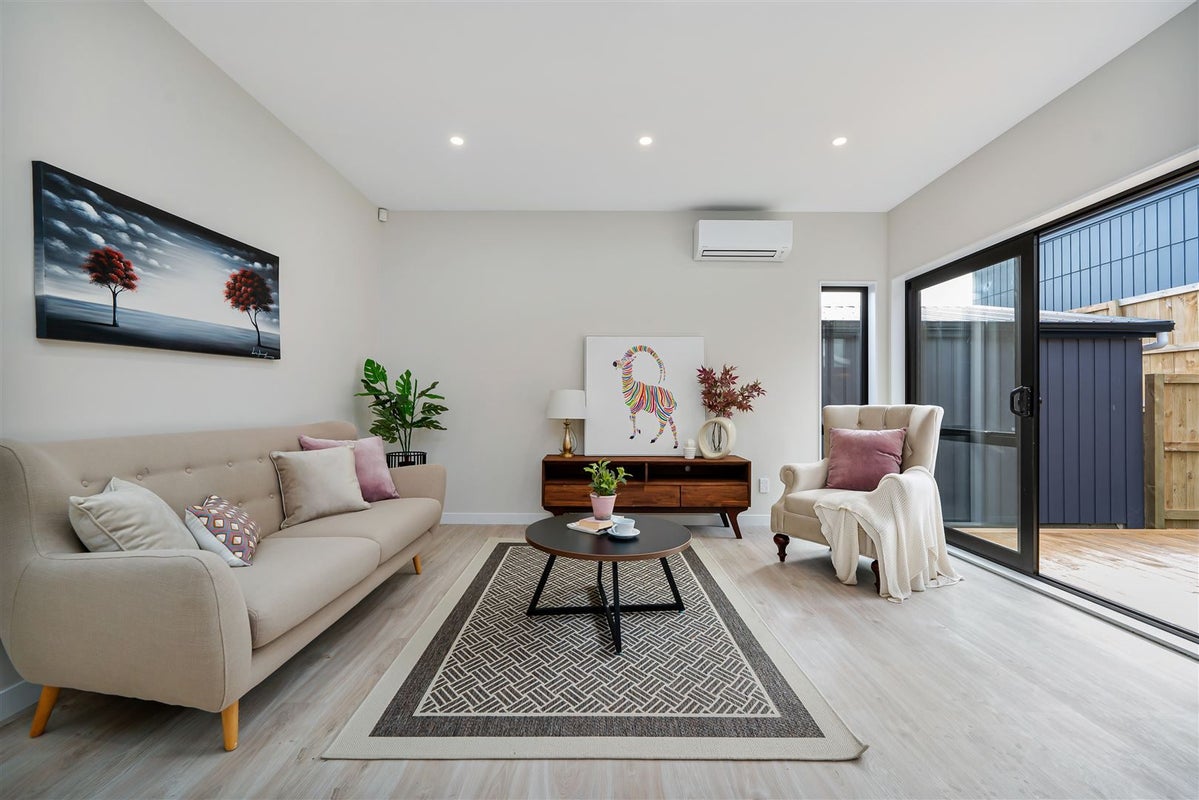 3 Horokaka Street, Massey, Auckland - Carousel 2
