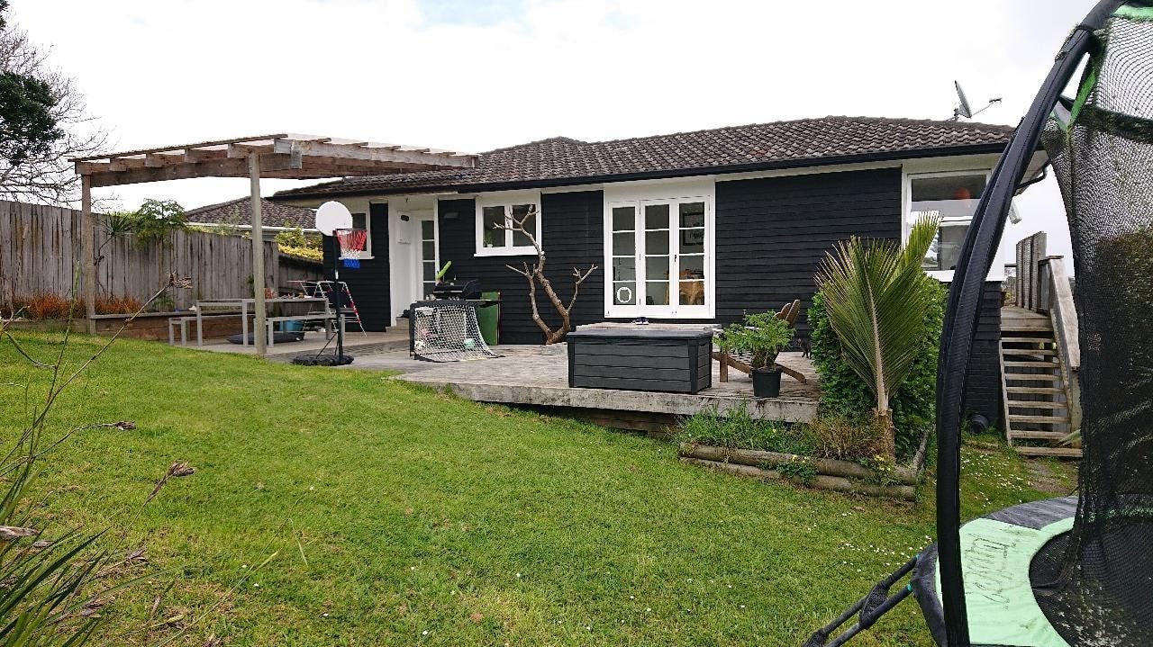 33 Seon Place, Birkdale, Auckland - Carousel 2