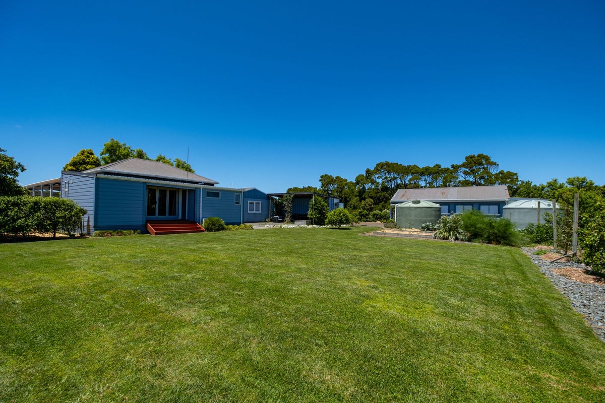 459 State Highway 1, Awanui, Kaitaia - Carousel 36