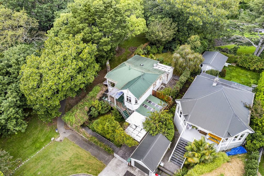 7 Thanet Avenue, Sandringham, Auckland - Carousel 2