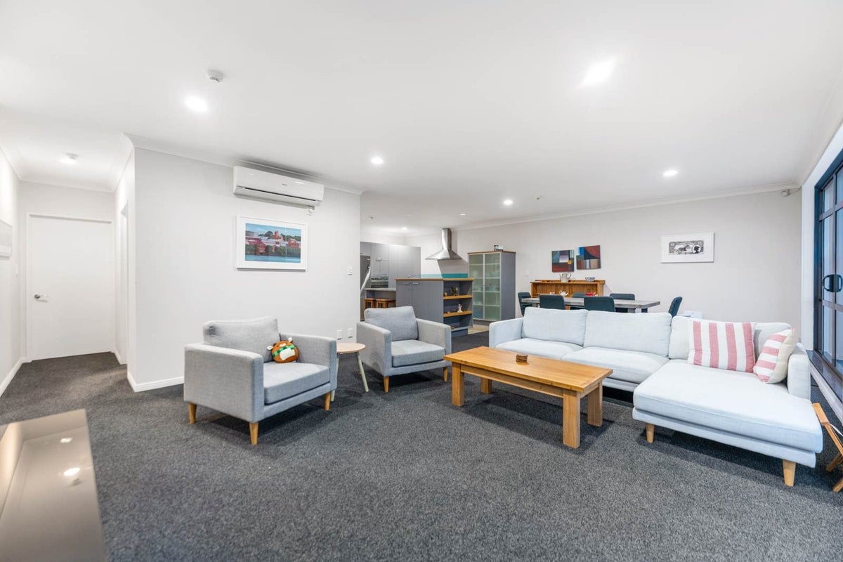 15/99 Mokoia Road, Birkenhead, Auckland - Carousel 2