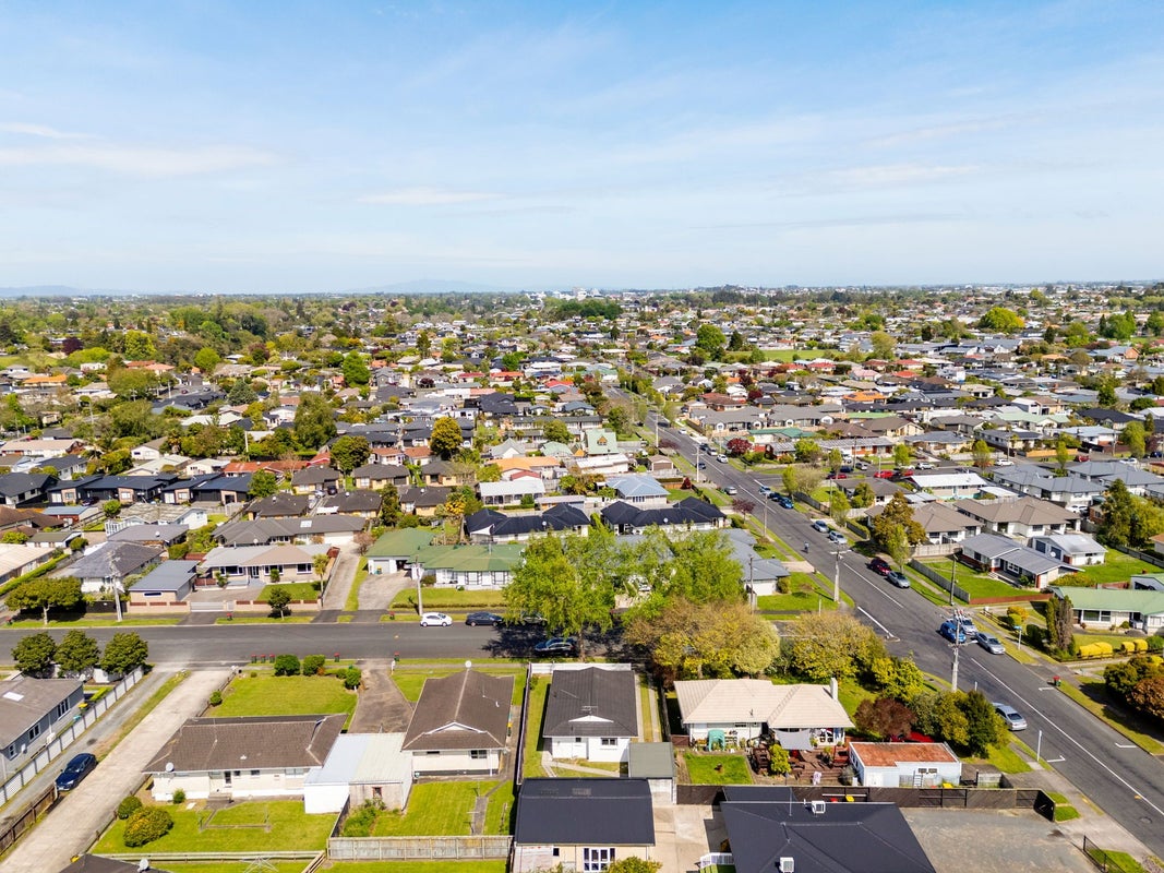 1A Hilton Road, St Andrews, Hamilton - Carousel 20