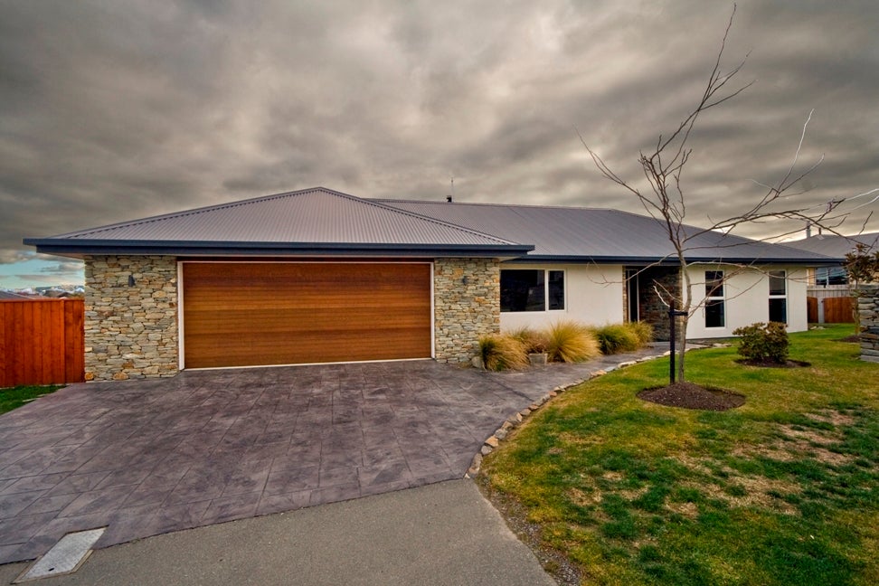 3 Hunter Hills Drive, Gleniti, Timaru - Carousel 1