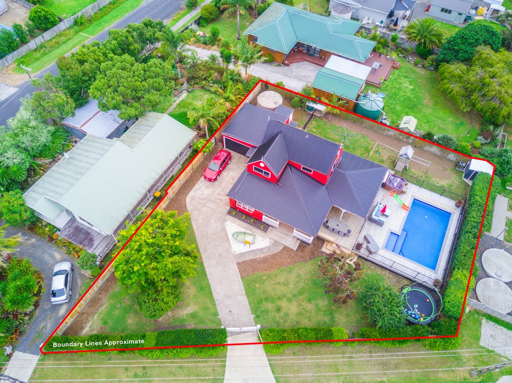 4 Sunkist Bay Road, Beachlands, Auckland - Carousel 20