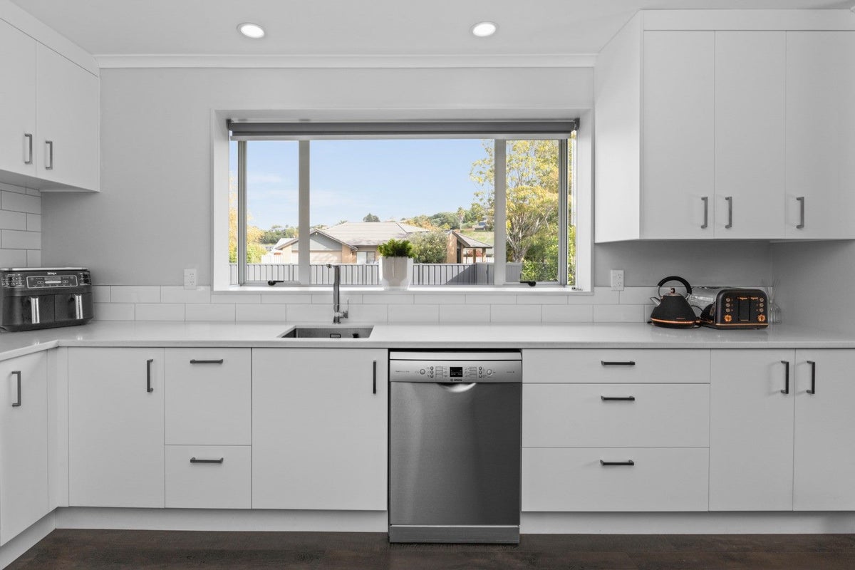 37 O'Dowd Road, Taradale, Napier - Carousel 2