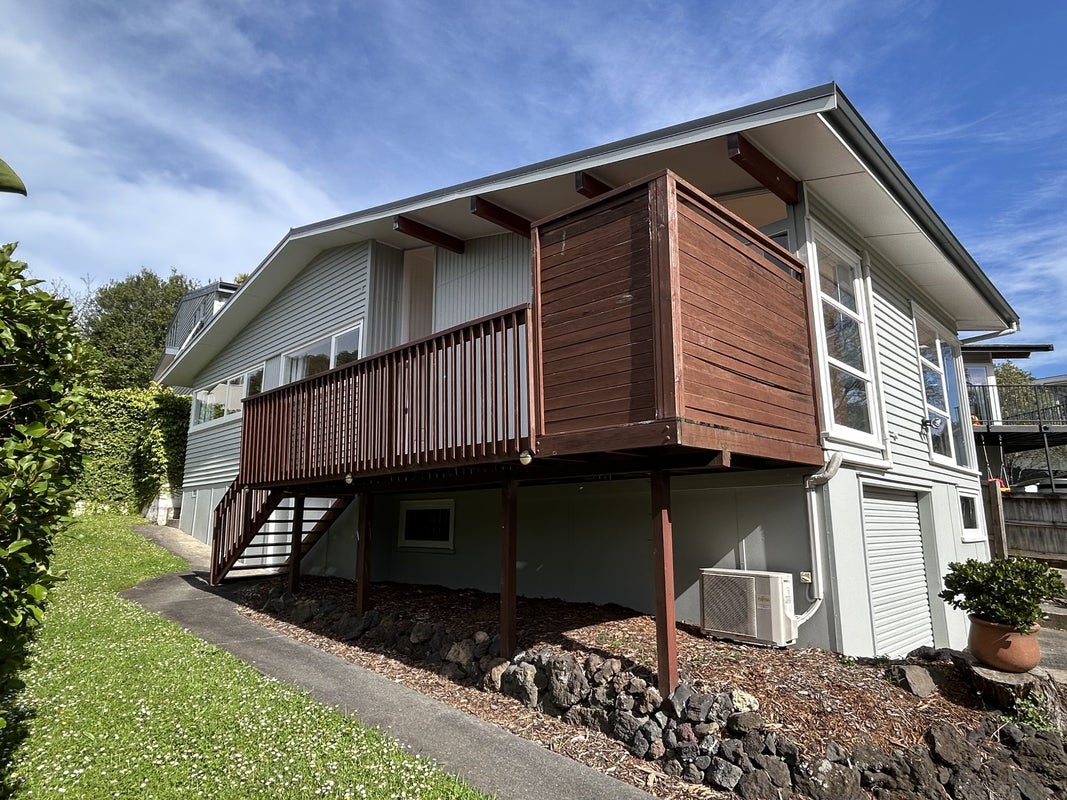 53 Gowing Drive, Meadowbank, Auckland - Carousel 1