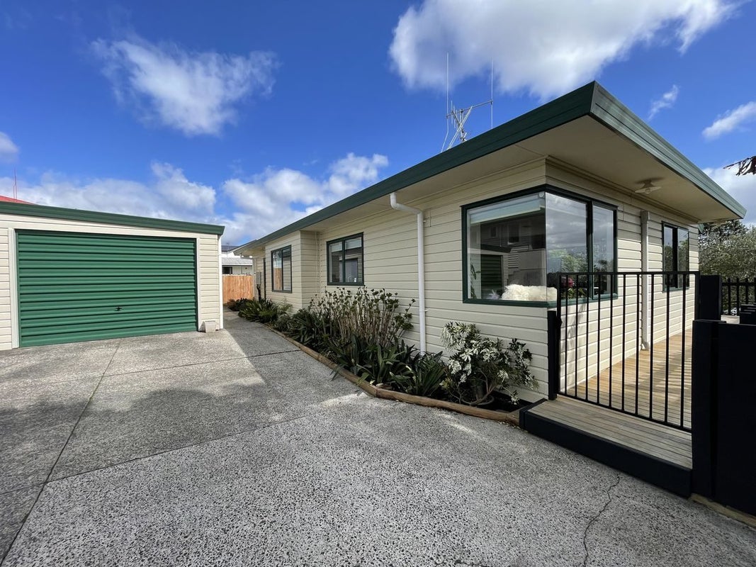 16B Manson Street, Greerton, Tauranga, Bay Of Plenty - Carousel 1
