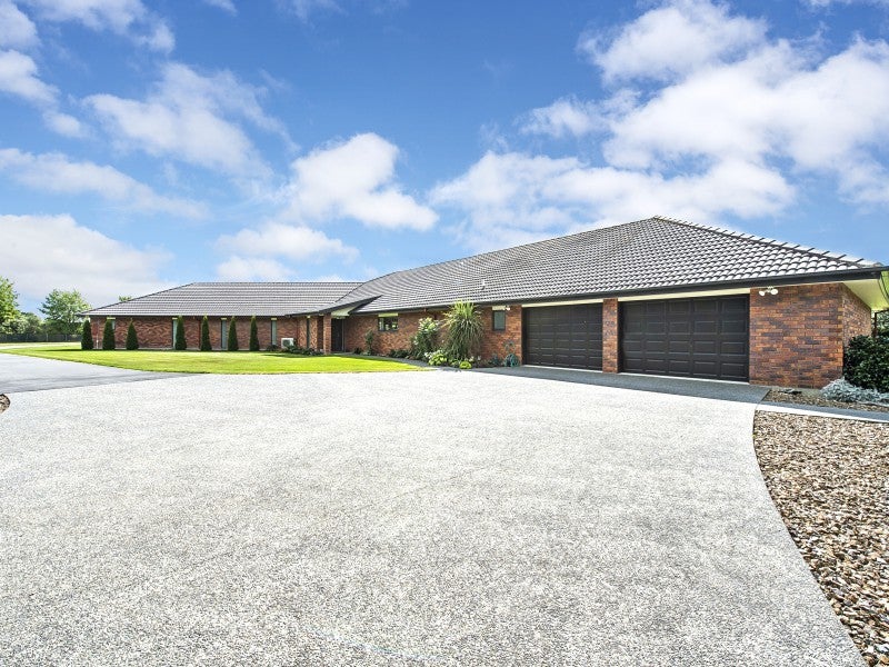 38 Winnie Vine Place, Leeston - Carousel 1