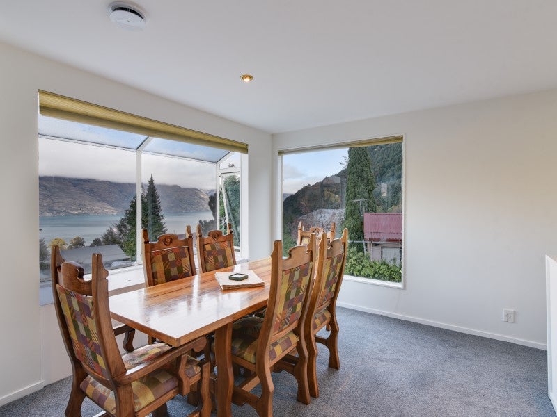15B Wye Place, Fernhill, Queenstown - Carousel 2