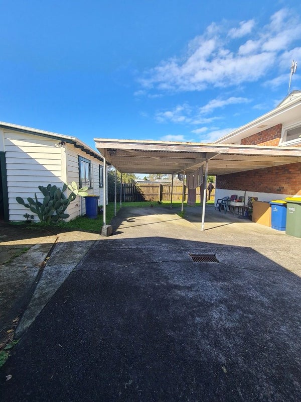 7/27 Nikau Street, New Lynn, Auckland - Carousel 6