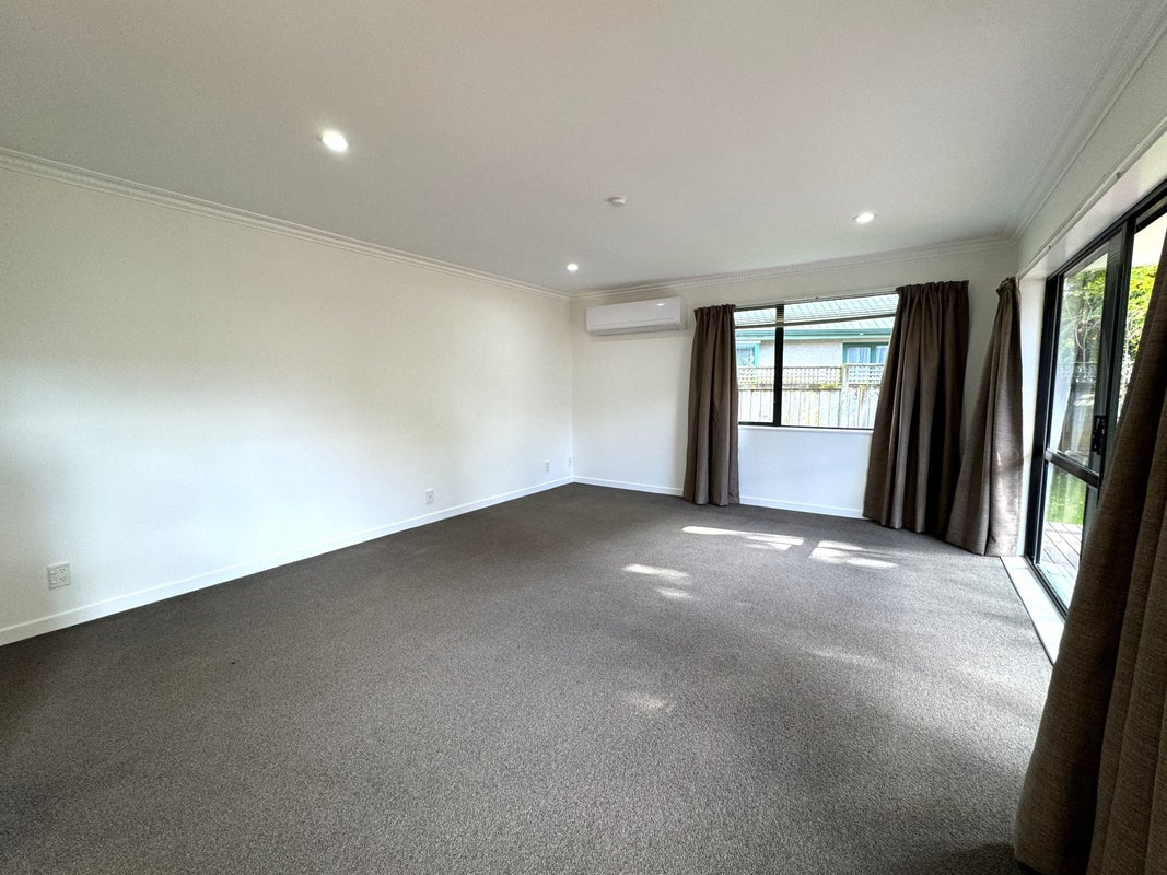 7B Harrow Place, Hokowhitu, Palmerston North - Carousel 2