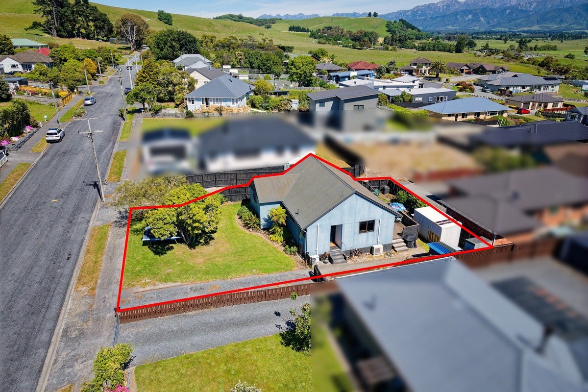 22 Bayview Street, Kaikoura - Carousel 50