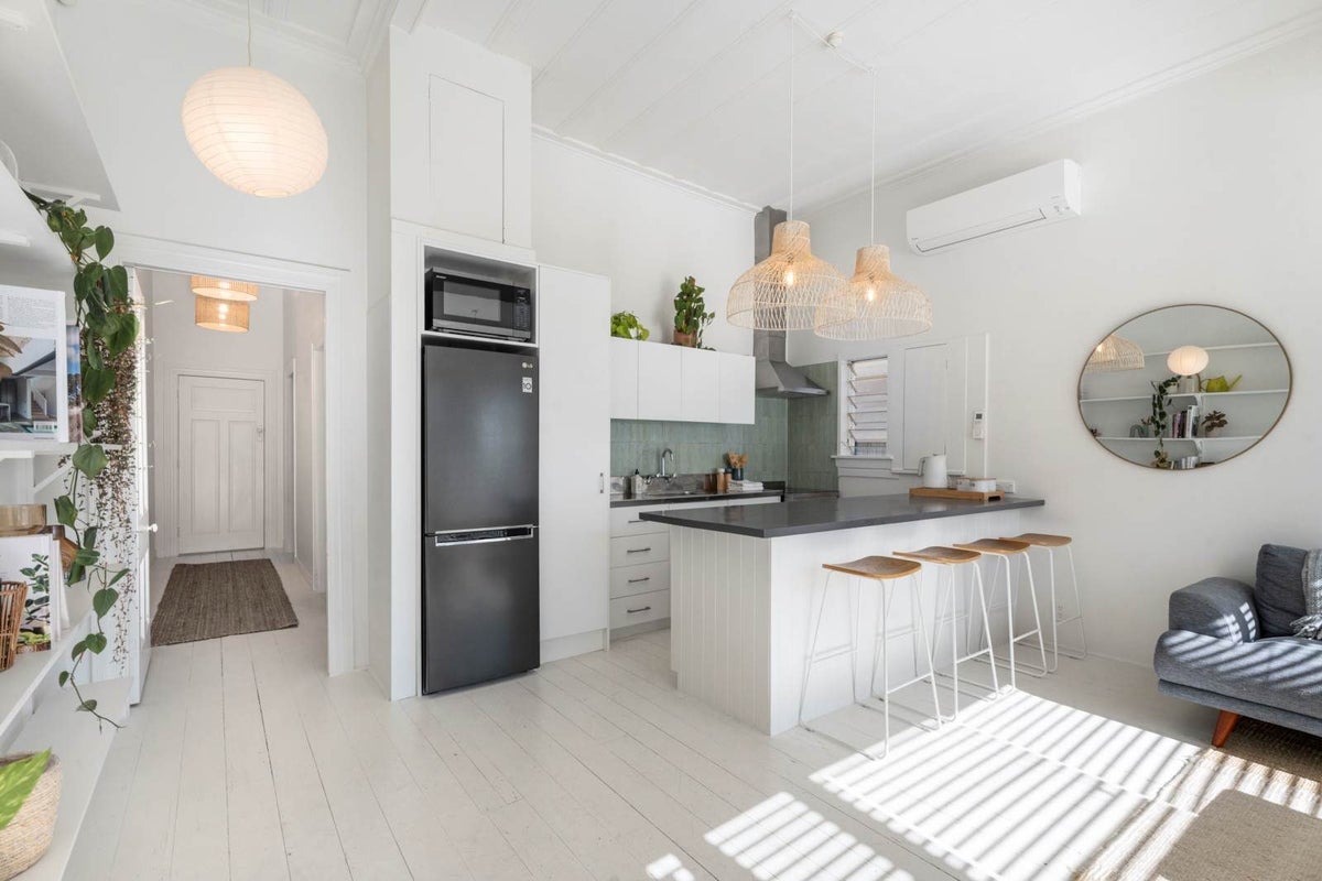 2/14 Cockburn Street, Grey Lynn, Auckland - Carousel 2