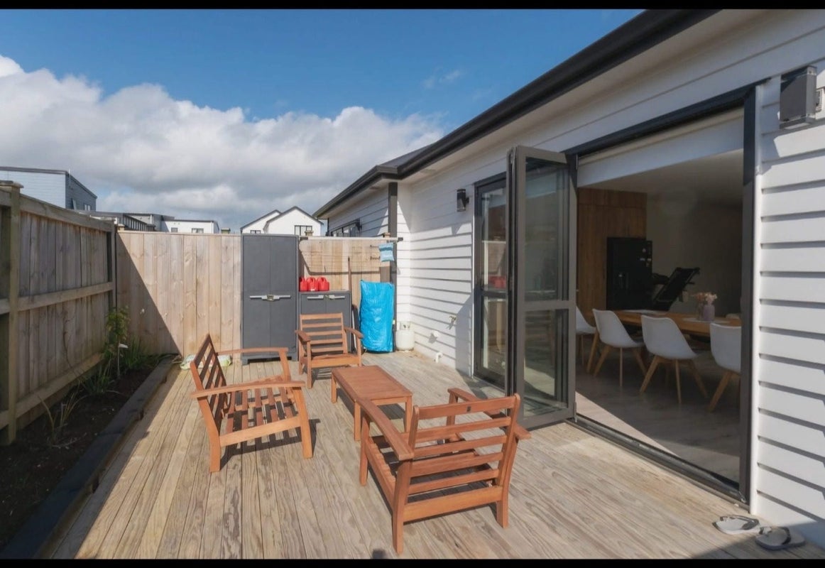 7B Huringa Road, Karaka, Papakura - Carousel 9