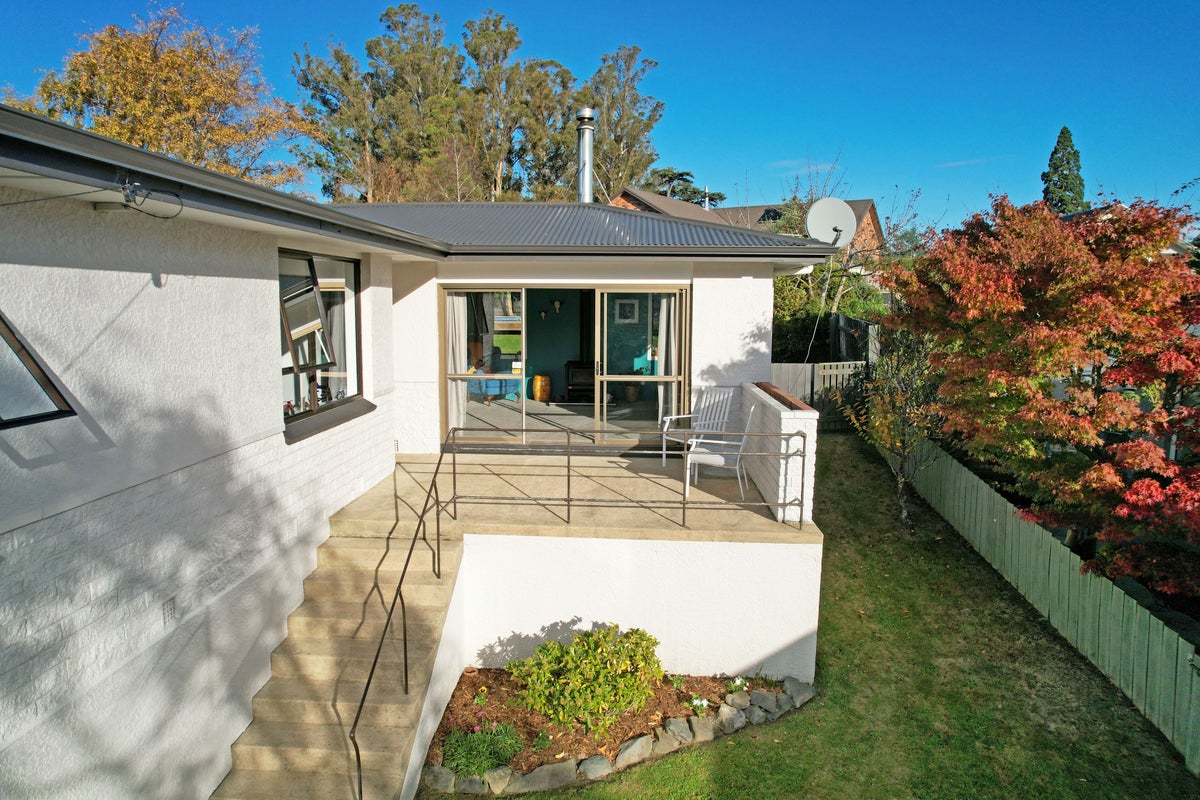 94 Martin Road, Fairfield, Dunedin - Carousel 2