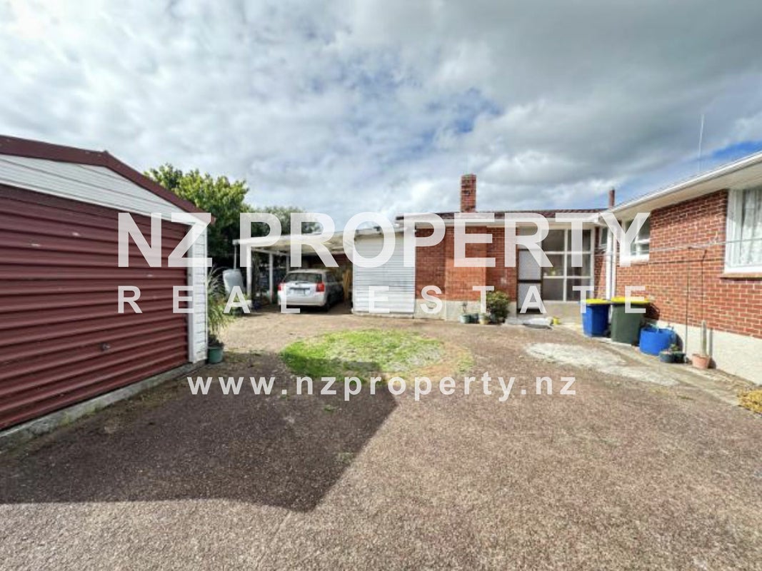 170B Edmonton Road, Te Atatu South, Auckland - Carousel 2