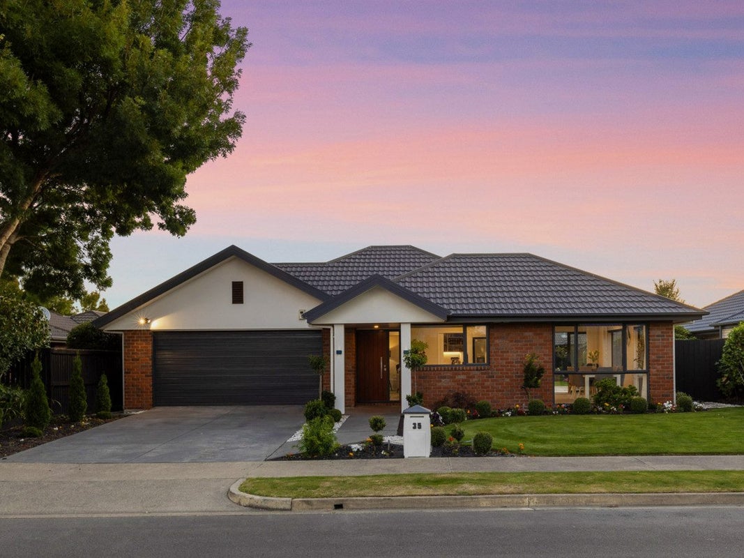 35 Mounter Avenue, Northwood, Christchurch - Carousel 1