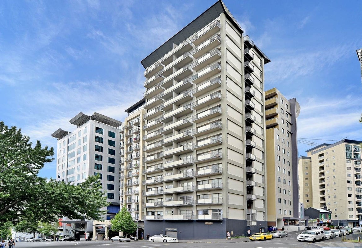 15H/15 Whitaker Place, Grafton, Auckland - Carousel 1