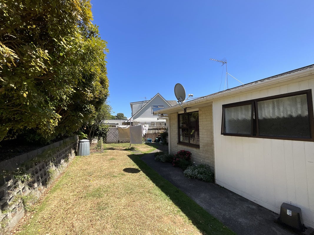 3 Valintine Place, Strandon, New Plymouth - Carousel 11
