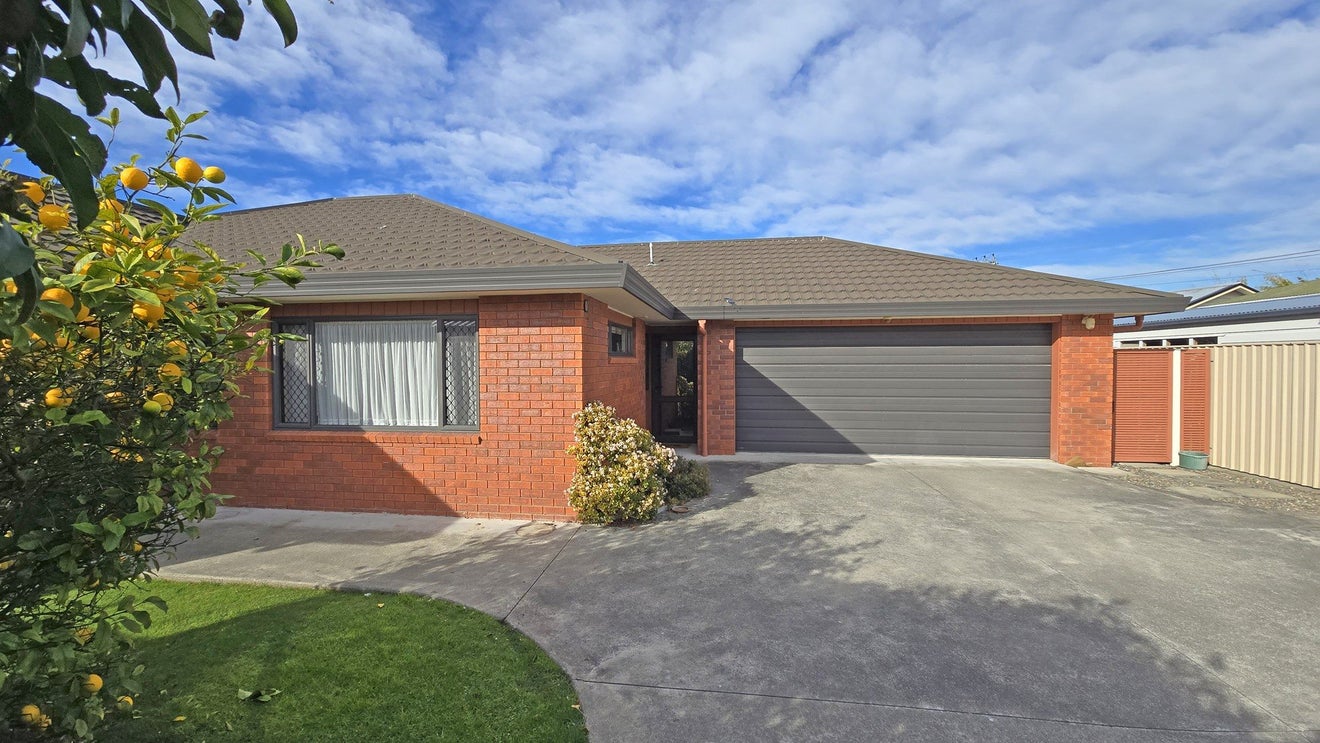 2D Howard Road, Taradale, Napier - Carousel 21