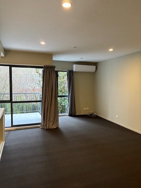 61D Barbour Street, Waltham, Christchurch - Carousel 1