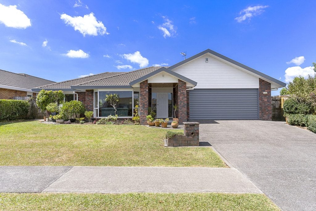 56 Nicholas Road, Somerville, Manukau - Carousel 1