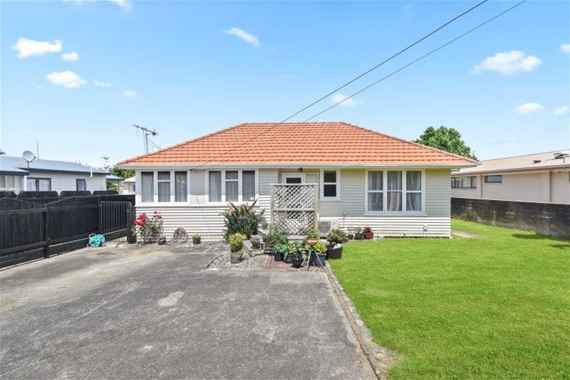 41 Avalon Drive, Nawton, Hamilton - Carousel 1