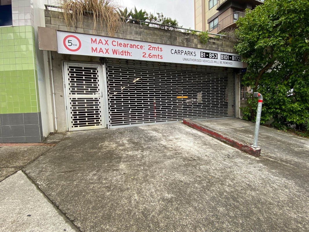 1302/17 Amersham Way, Manukau, Auckland - Carousel 14